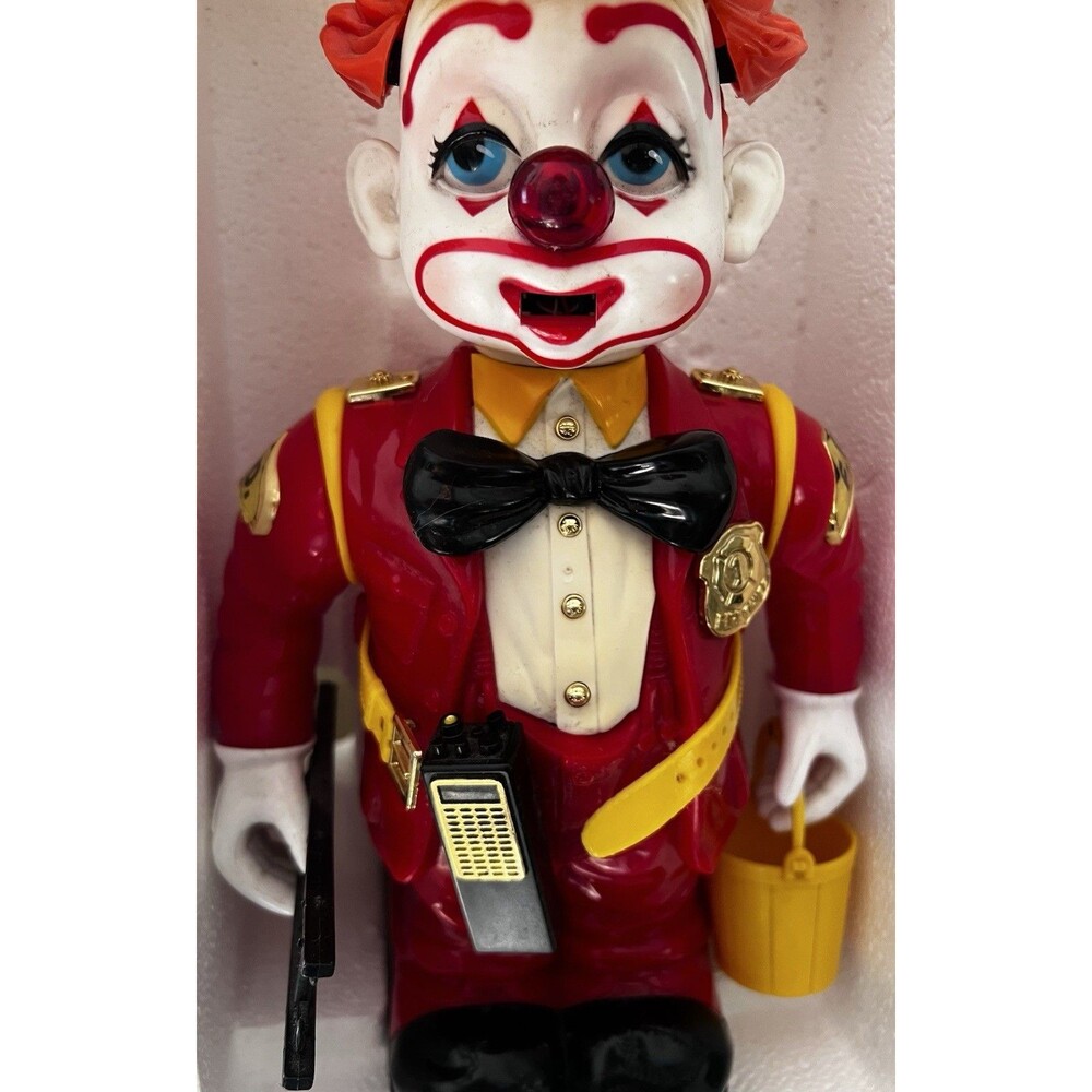 Rare misprint #435 New Bright Bump’N Bobby Policeman (Benny Fireman 1989 Works!